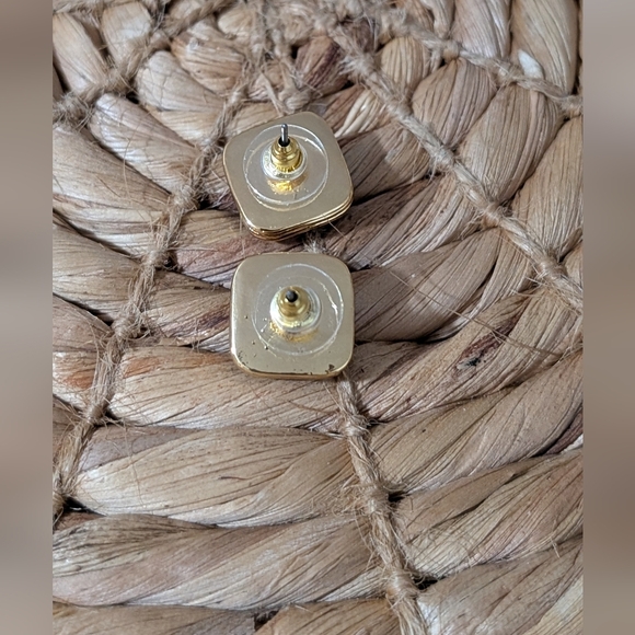 Luxury Chic Gold and Black Logo Earrings "Chanel" Style - Picture 6 of 7